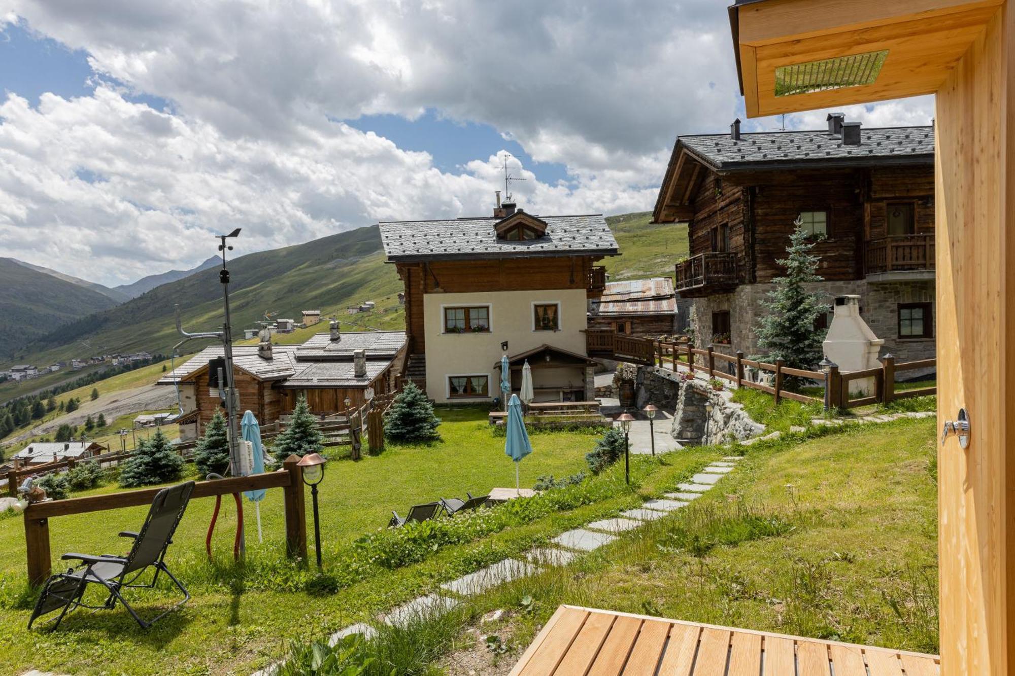 Pianeta Oro Avamposto Meteo Apartment Livigno Exterior photo