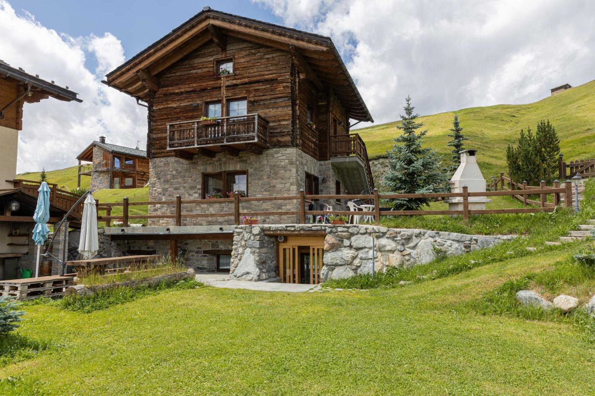 Pianeta Oro Avamposto Meteo Apartment Livigno Exterior photo
