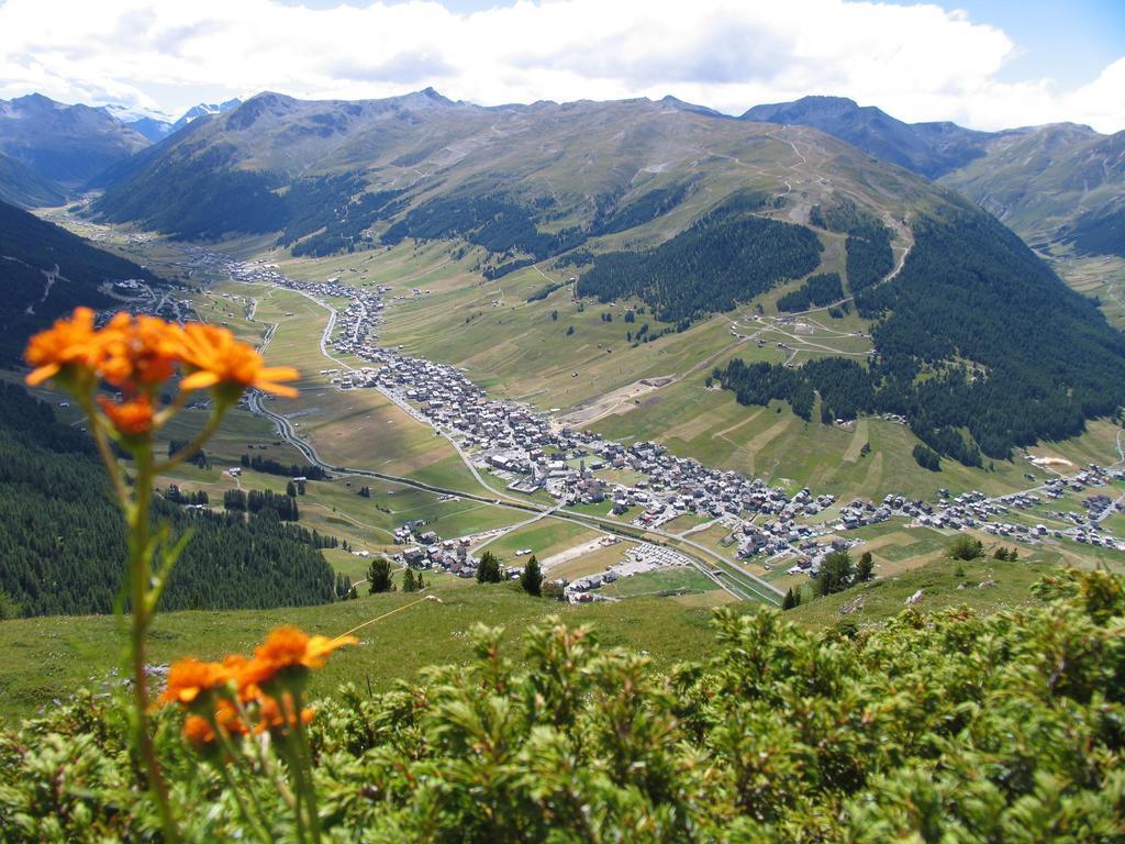 Pianeta Oro Avamposto Meteo Apartment Livigno Exterior photo